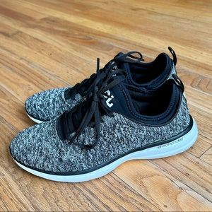 APL TechLoom Phantom Black/White/Melange size women's 8.5